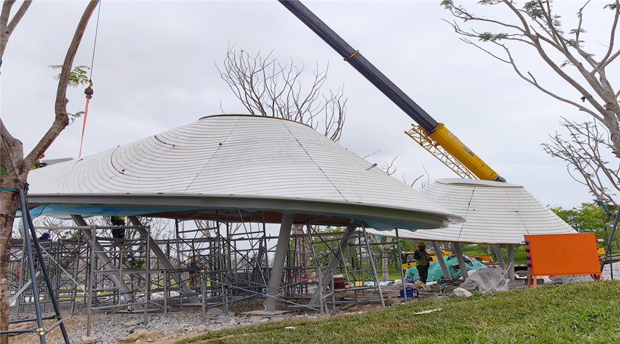 三亞海棠灣UHPC預制構(gòu)件遮陽立面掛板項目 三亞海棠灣UHPC預制構(gòu)件遮陽立面掛板項目