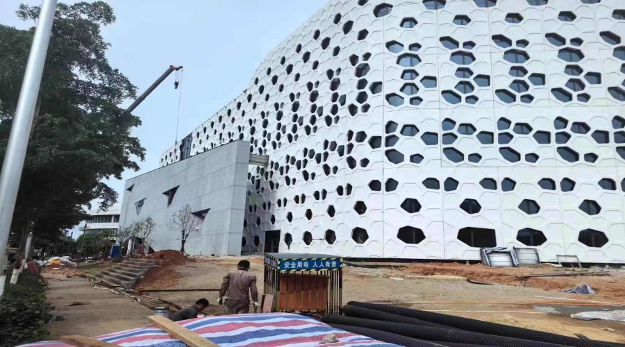 海南新體育中心UHPC幕墻板項目 海南新體育中心UHPC幕墻板項目